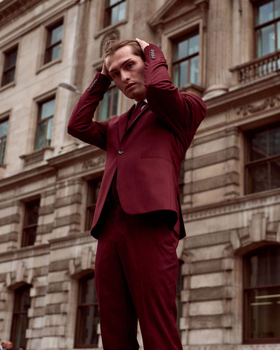 Rote Anzug für Männer | London Bank Station | Streetstyle | Mister Matthew | Matthias Limmer Dresden | 7