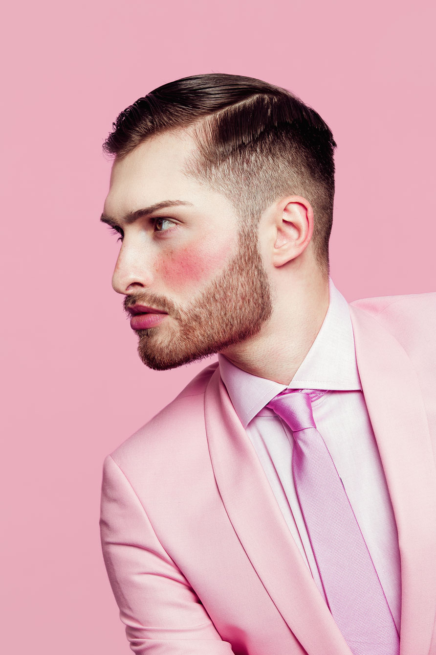 Geschlechterrollen im Wandel | Rosa Anzug für Männer, pink suit| Editorial | Matthias Limmer | Mister Matthew| 2