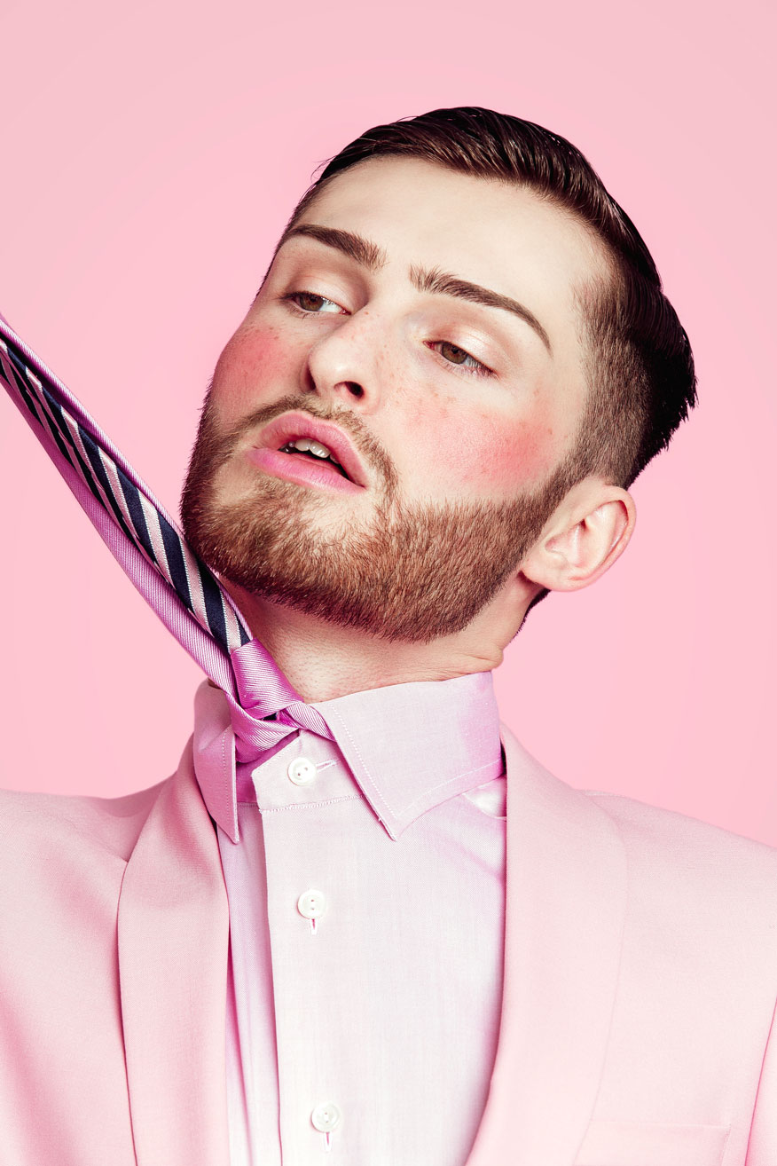 Geschlechterrollen im Wandel | Rosa Anzug für Männer, pink suit| Editorial | Matthias Limmer | Mister Matthew| 6
