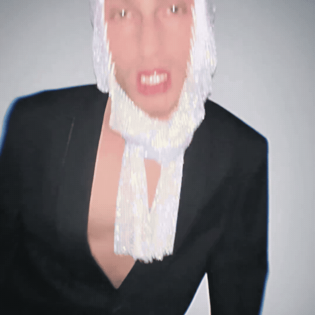 Mister Matthew Outfit Gaylaktika